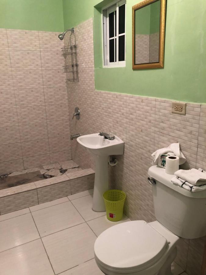 Scarlett Guest House Bull Bay المظهر الخارجي الصورة